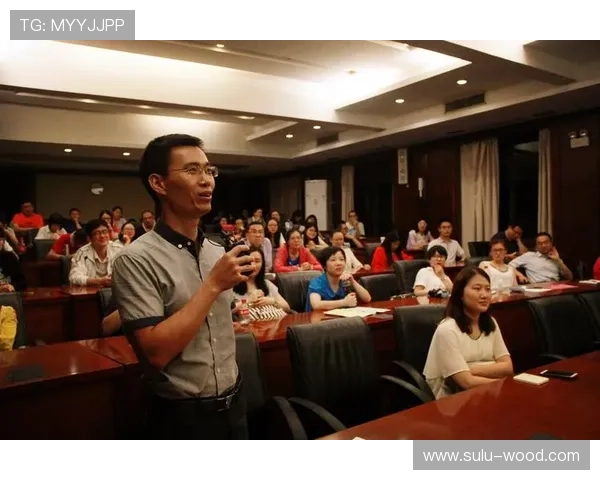 水瓶座企业家的创新思维与领导力：如何打破常规引领未来商业变革