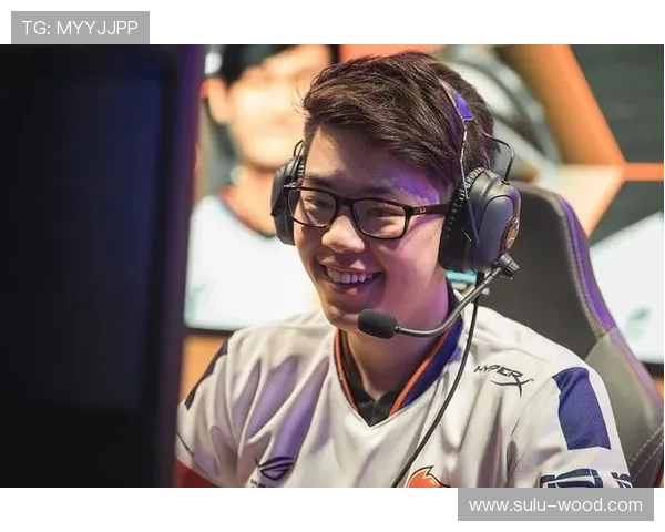 在电竞战队中被众人宠爱的天才omega逆袭成长励志物语传奇篇